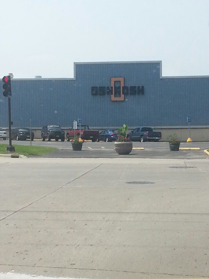 Oshkosh Truck Corporation, 2307 Oregon St, Oshkosh, WI, Office & Desk