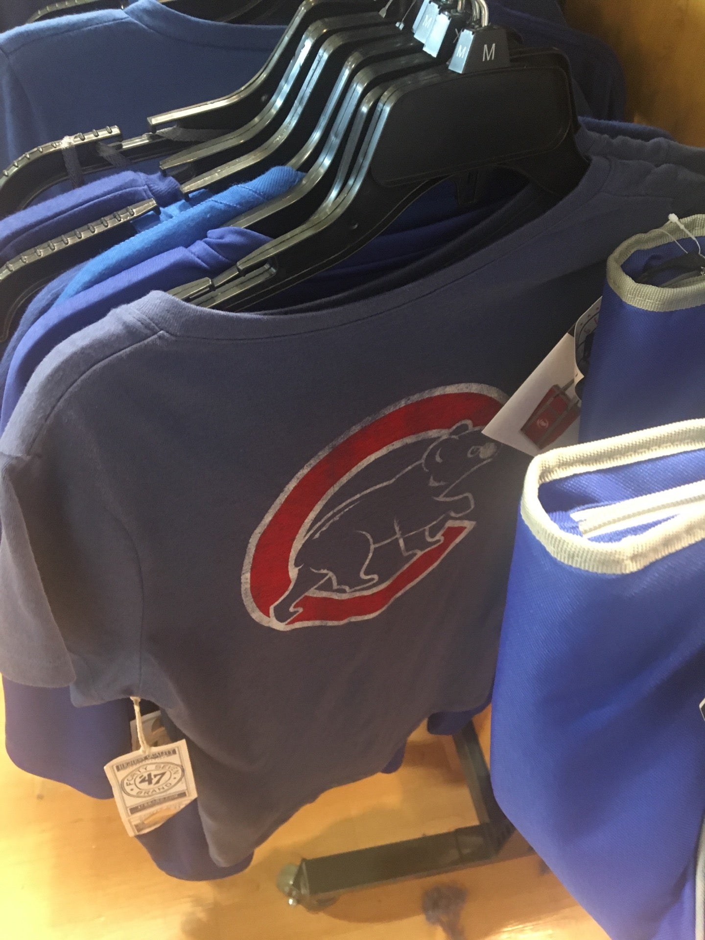 Chicago Cubs Women's Apparel  Curbside Pickup Available at DICK'S