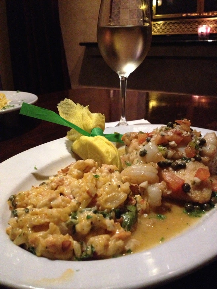 Our legendary Hot Mama Bread - Picture of Rosie's Italian Grille, Toledo -  Tripadvisor