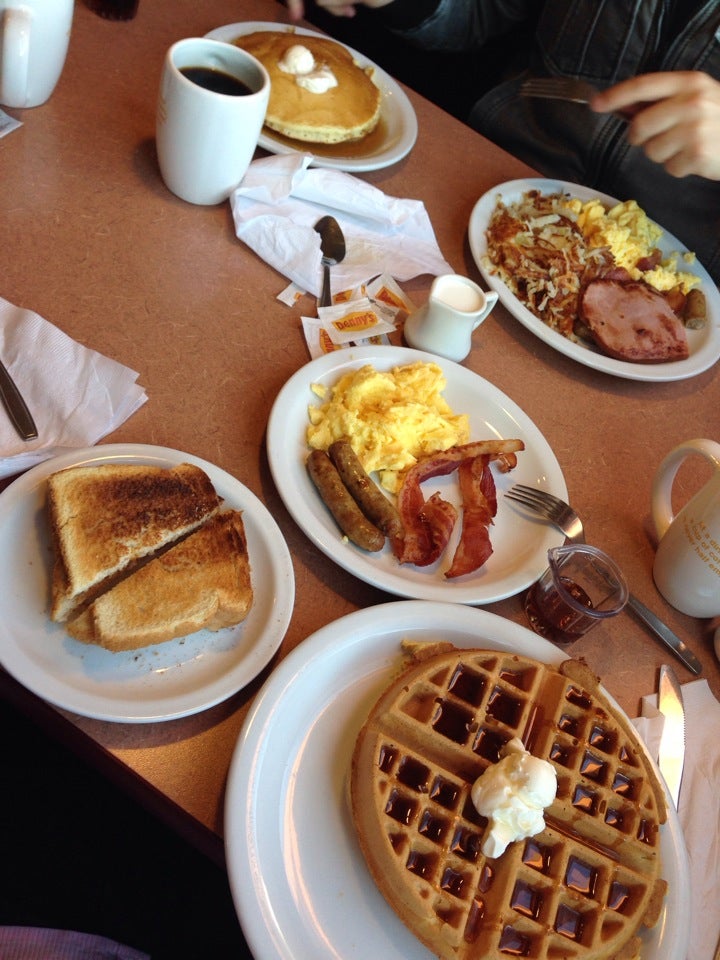 Dennys - Picture of Denny's, Oakdale - Tripadvisor