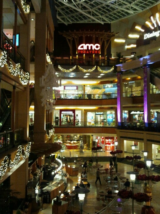 Pacific Place Mall