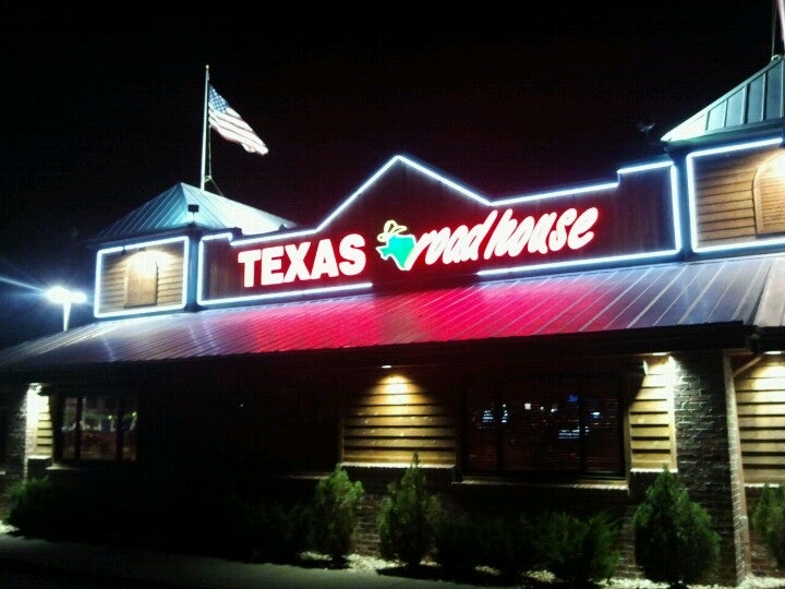 Texas Roadhouse, 26409 Silver Maple Pkwy, Wesley Chapel, FL, Barbecue