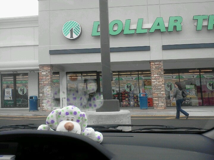 Dollar Tree, 2120 Us Highway 70 SE, Hickory, NC, Department stores