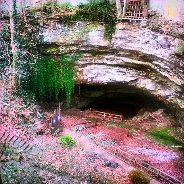 Hidden River Cave and American Cave Museum, 119 E Main St, Horse Cave