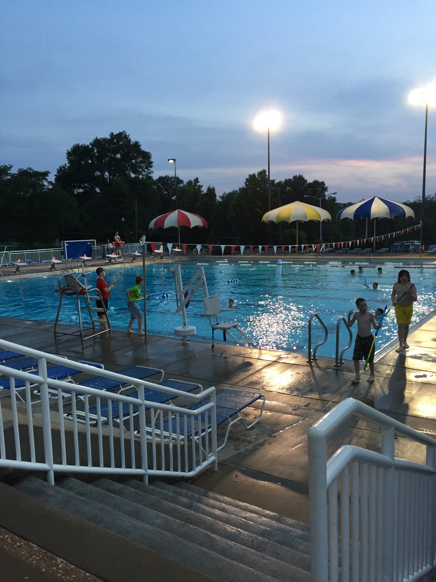 Kirkwood Aquatic Center, 111 S Geyer Rd, Kirkwood, MO, Swimming Pools Public MapQuest