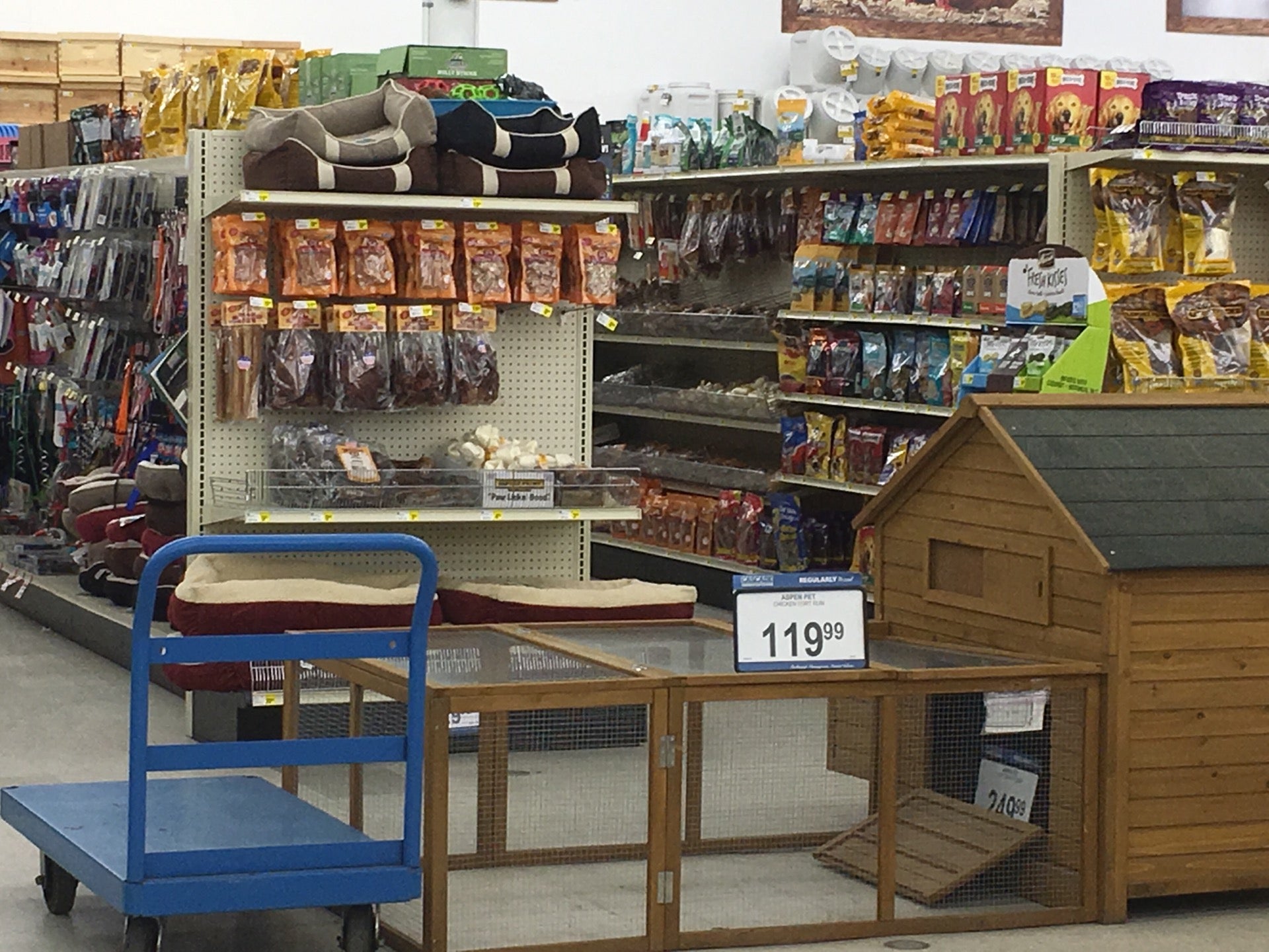 Cascade Farm and Outdoor, 598 N Wilbur Ave, Walla Walla, WA, Farm