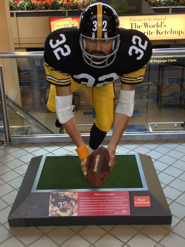 Franco Harris Immaculate Reception Statue inside Pittsburgh International  Airport - MetroScenes.com - Pittsburgh…