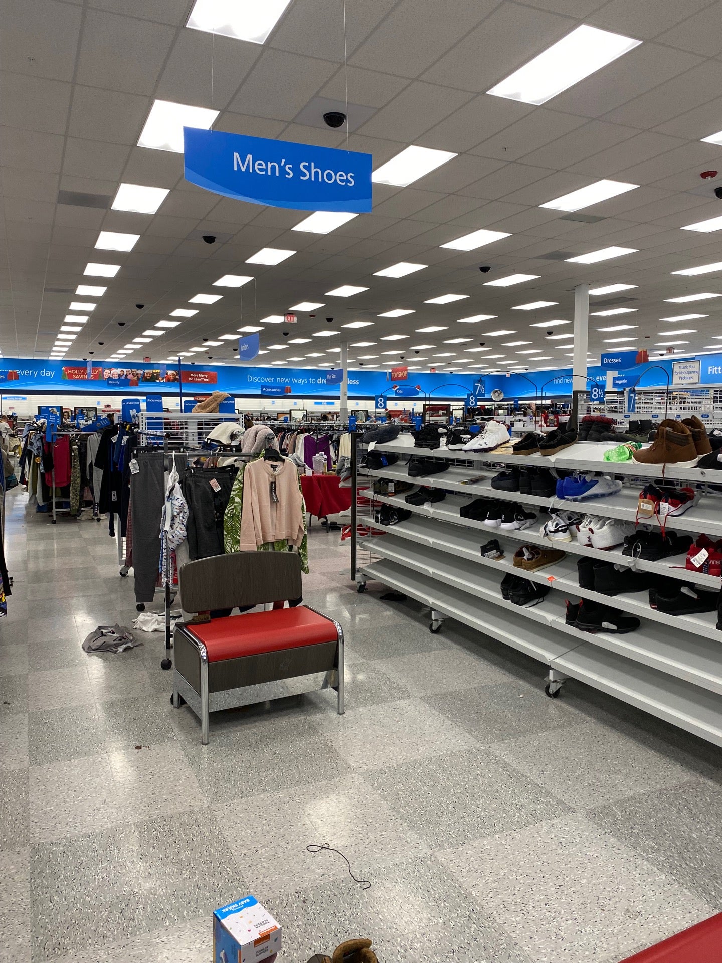 ROSS DRESS FOR LESS - 13 Photos - 12210 K Plz, Omaha, Nebraska