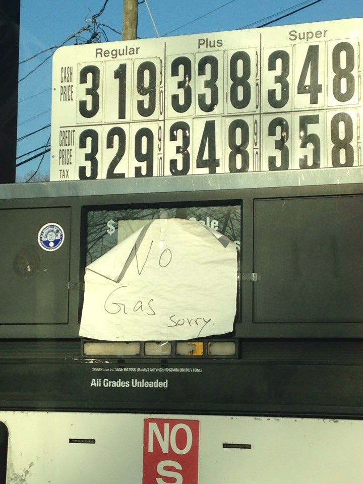 Gas star McBride Avenue Gas Station, 703 McBride Ave, Woodland Park, NJ