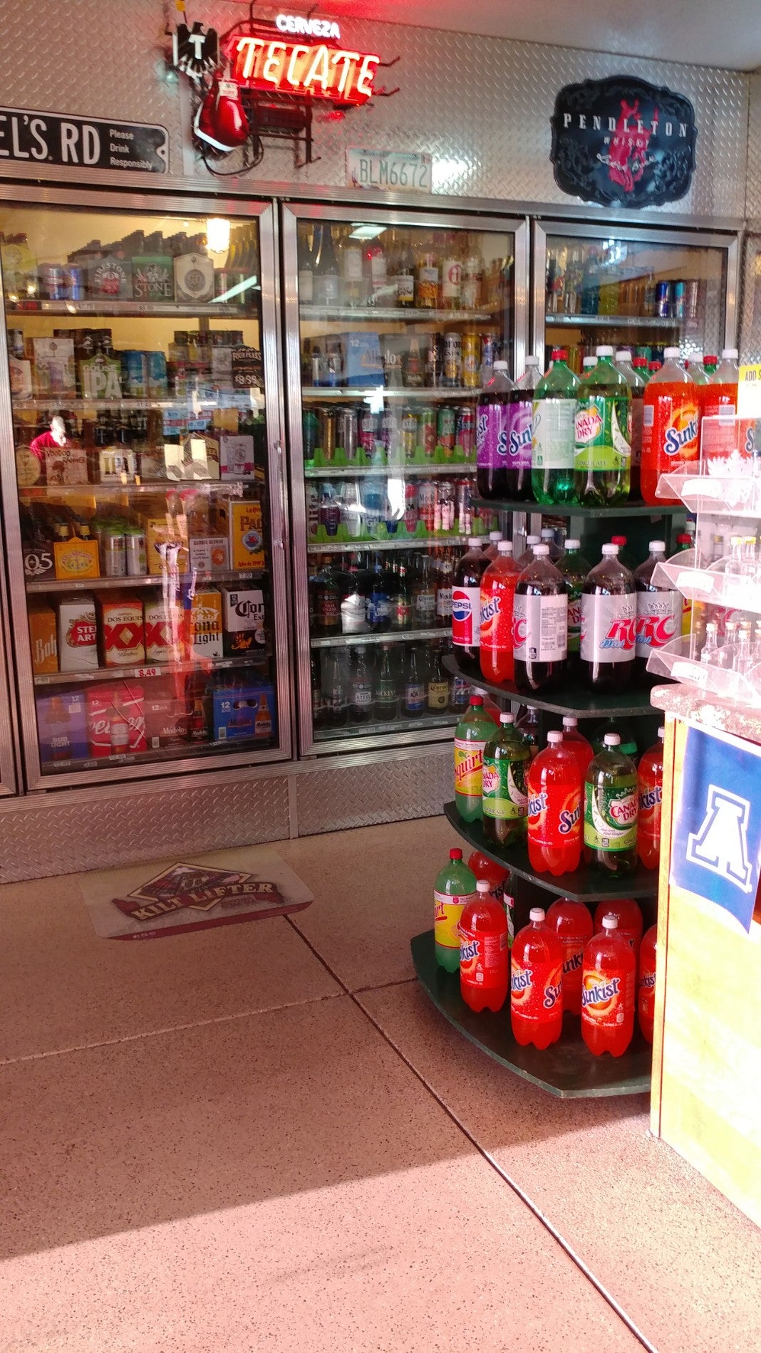 Wildcat DriveThru Liquors, 1202 N Stone Ave, Tucson, AZ, Liquor Stores