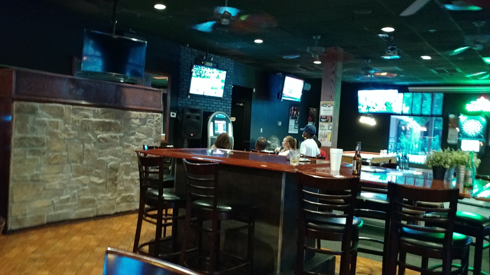 Brick and Barley Neighborhood Bar, 201 E Baseline Rd, Tempe, AZ, Eating