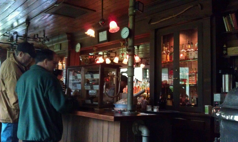 Distillery Bar & Pub McMenamins Edgefield, 2126 SW Halsey St