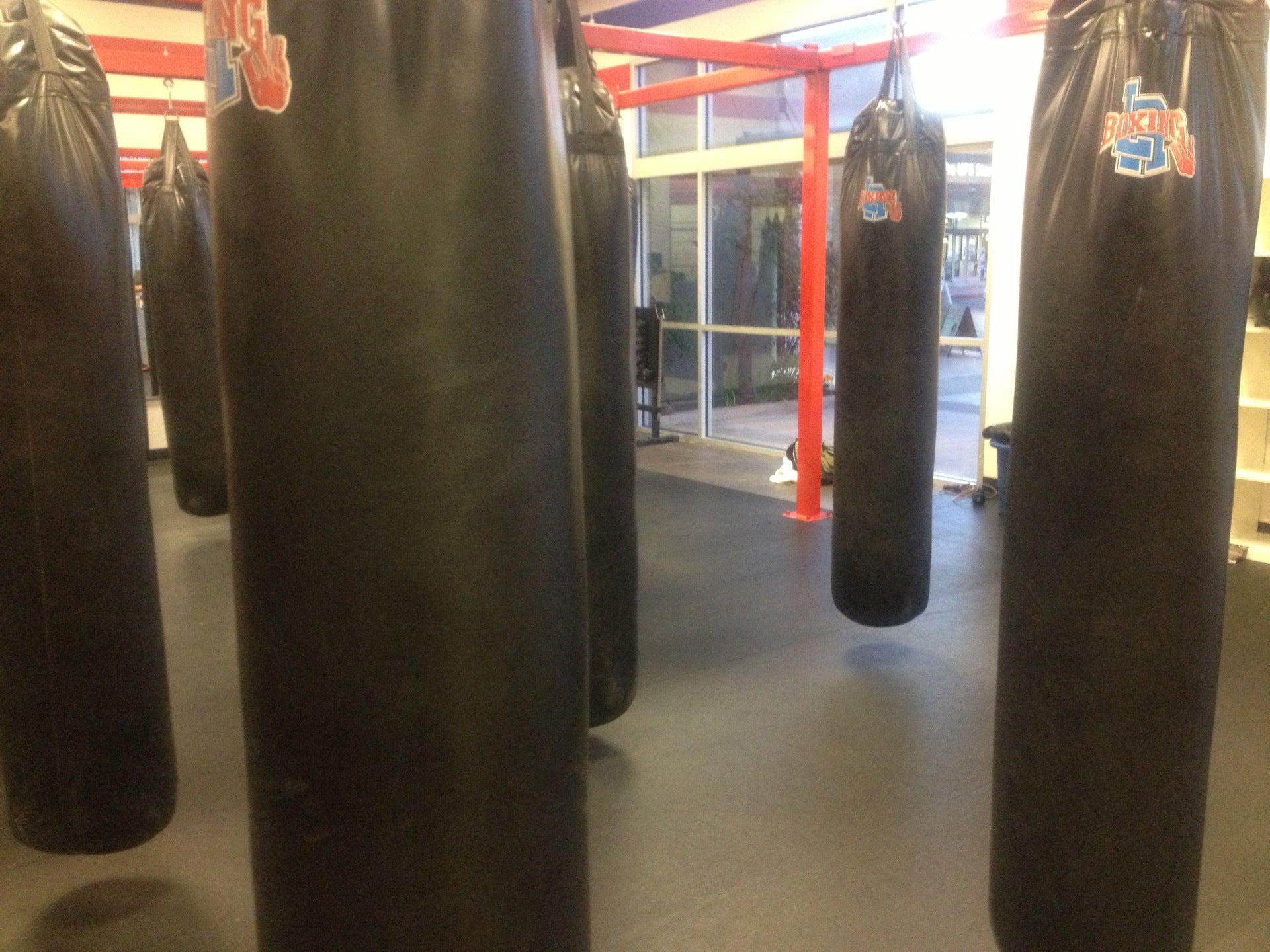 LA Boxing, 314 S Twin Oaks Valley Rd, Ste 118, San Marcos, CA, Sports