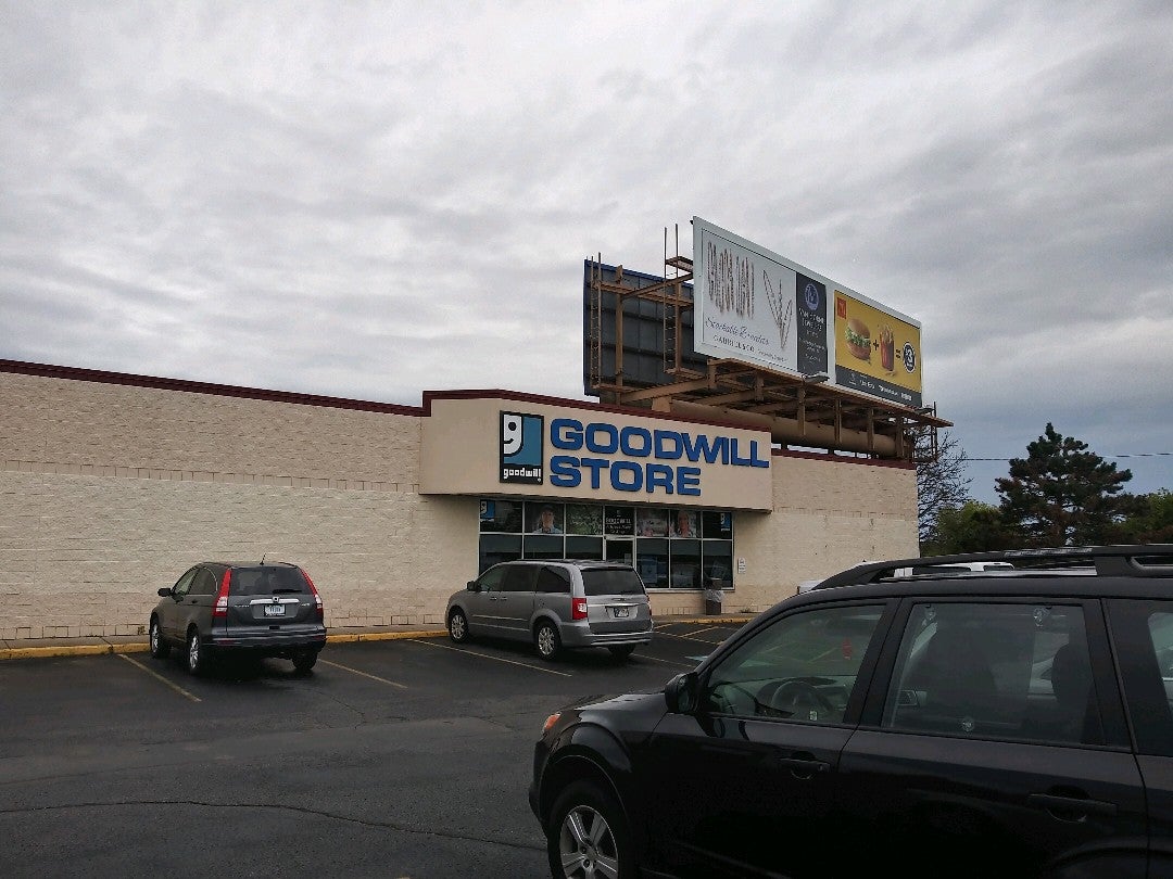 Goodwill, 2701 Cleveland Rd, South Bend, IN, Second Hand Stores MapQuest