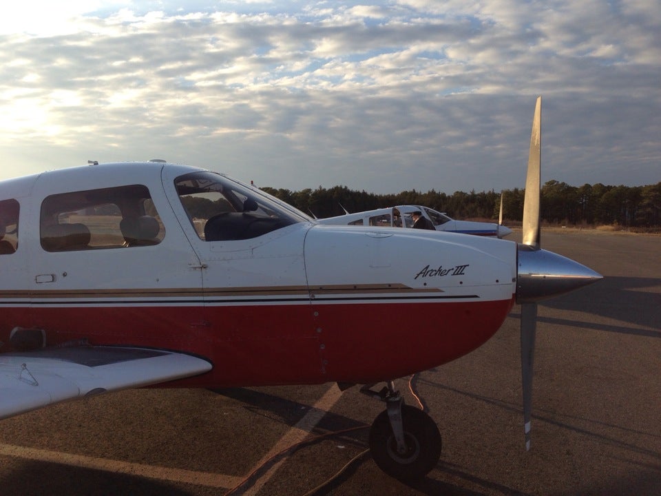 Lakewood Airport (N12), 1900 Cedarbridge Ave, Lakewood, NJ MapQuest