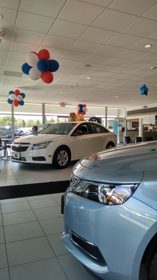 McLaughlin Chevrolet, 741 Temple St, Whitman, MA, Auto DealersUsed