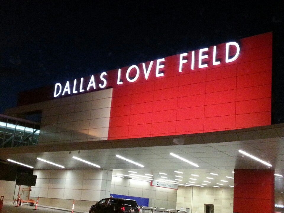 Official Dallas Cowboys Pro Shop, 3200 E Airfield Dr, DFW Airport, TX,  Sporting Goods - MapQuest