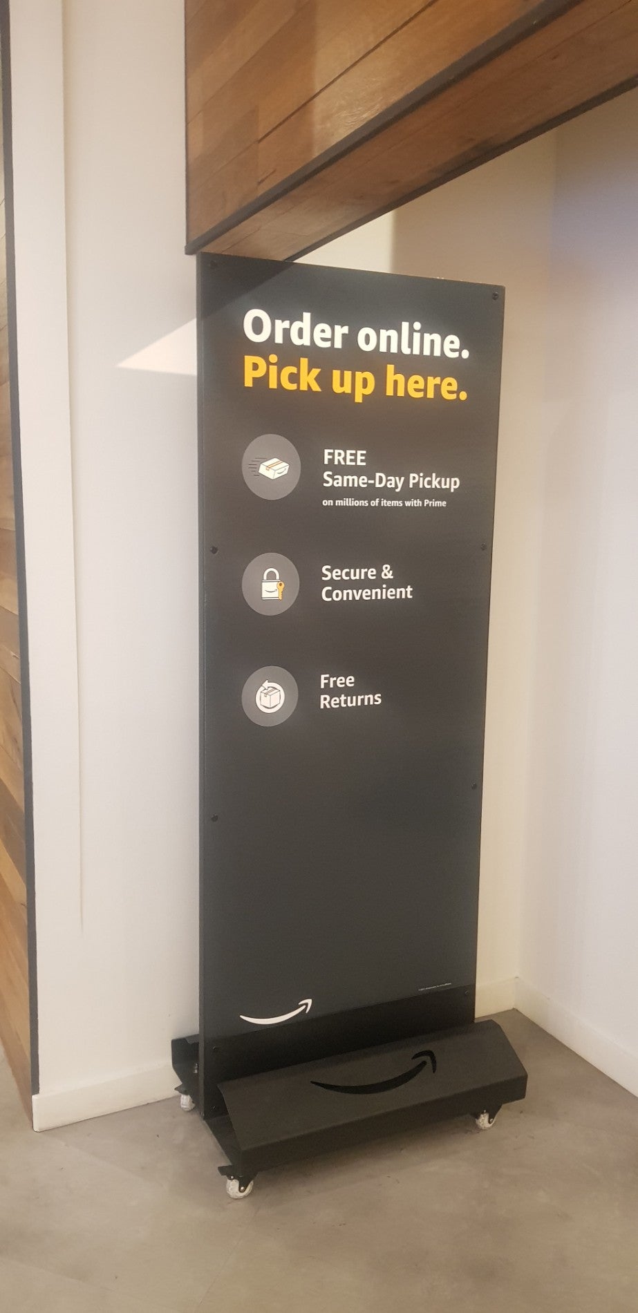 Amazon Hub Locker+, 4141 Campus Dr, Irvine, CA, Business Services