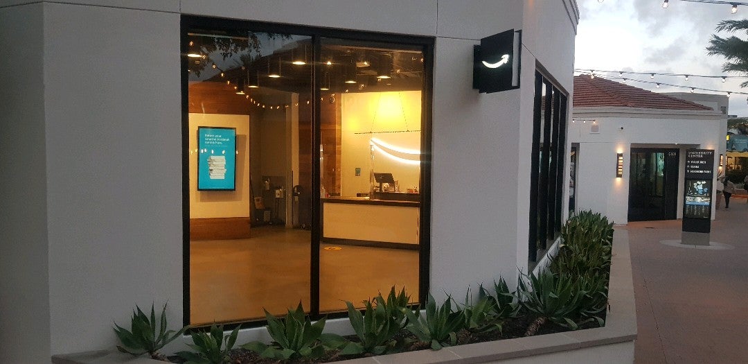 Amazon Hub Locker+, 4141 Campus Dr, Irvine, CA, Business Services