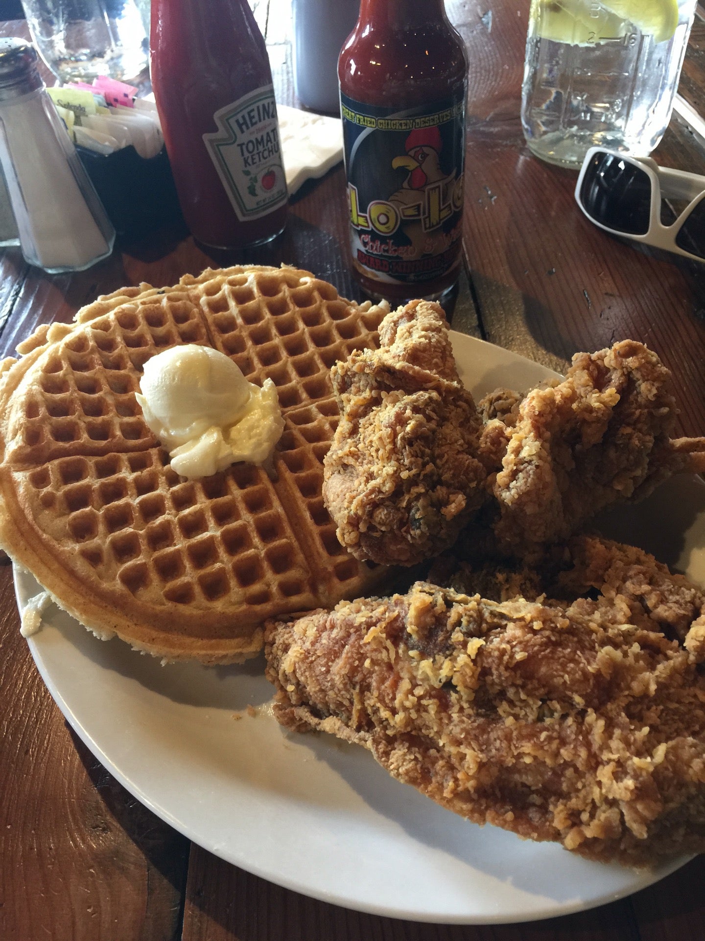 LoLo's Chicken and Waffles, 2040 N Rainbow Blvd, Las Vegas, NV