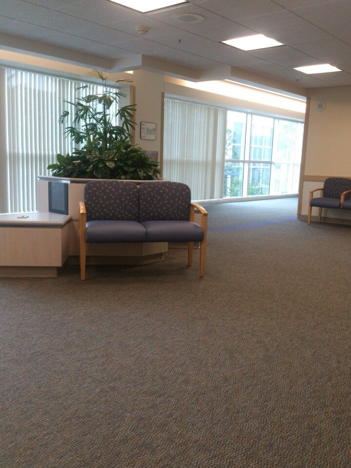 Kaiser Permanente Fontana Medical Center, 9961 Sierra Ave, Fontana, CA