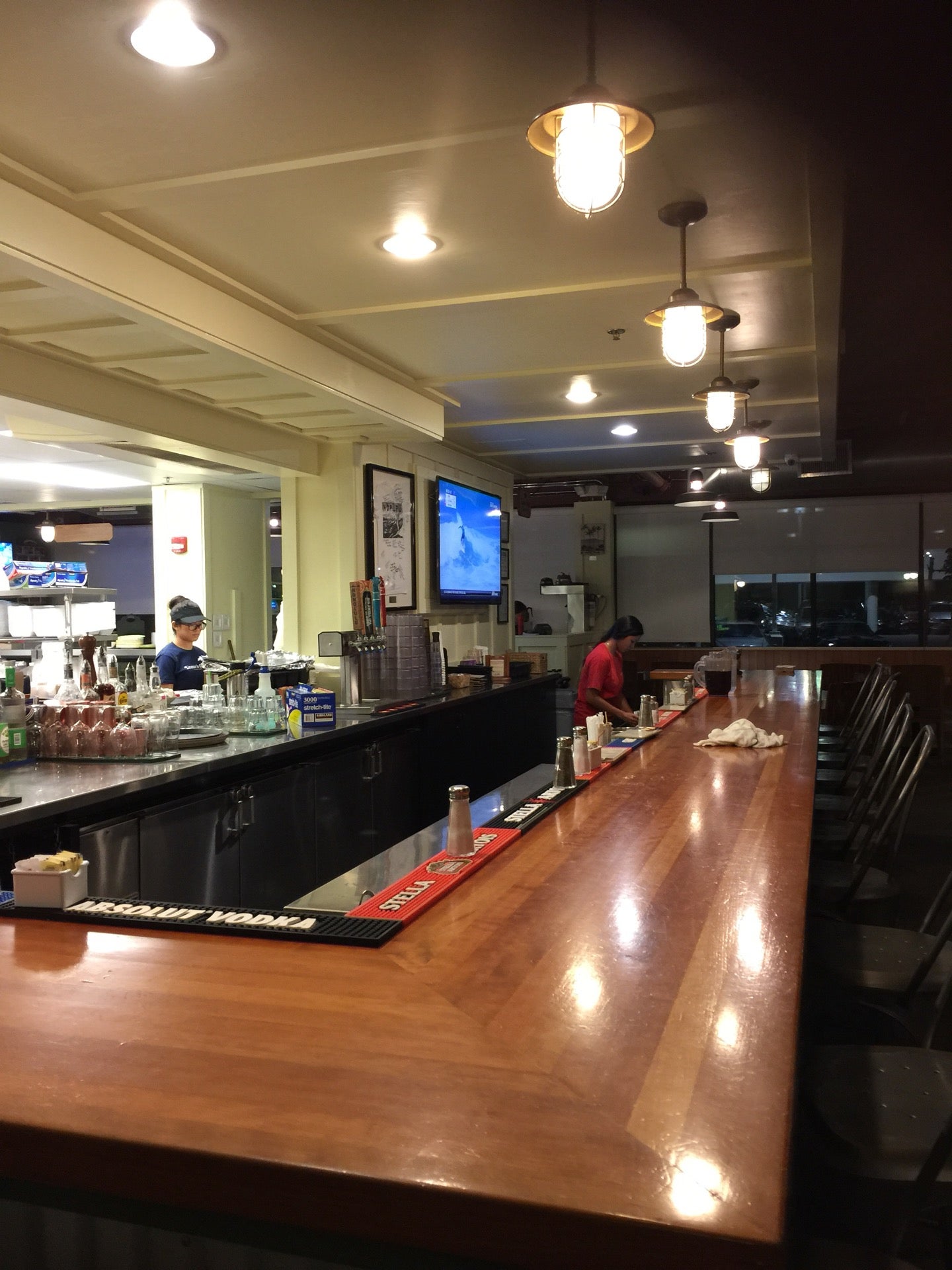 STARBUCKS, Honolulu - 680 Ala Moana Blvd - Restaurant Reviews