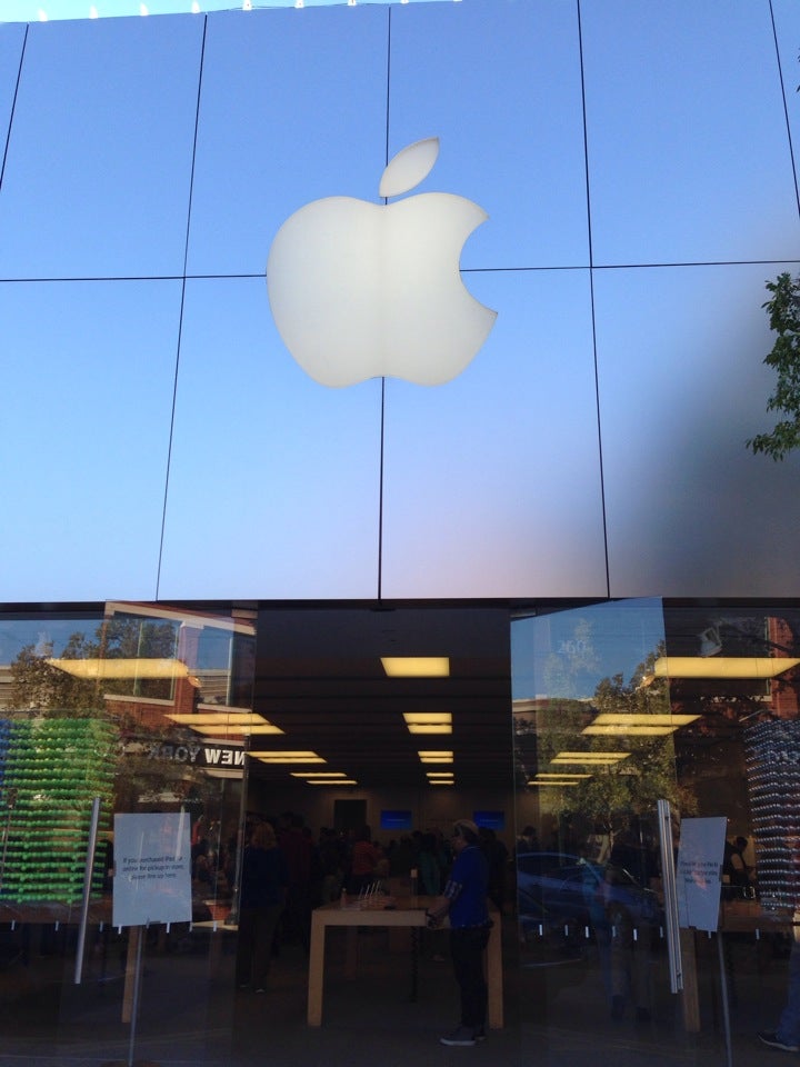 Southlake Town Square - Apple Store - Apple