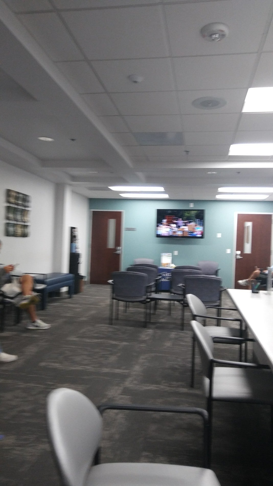 Graybill Medical Group Escondido Grand Office, 625 E Grand Ave