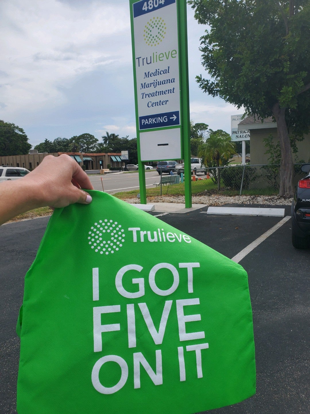 Trulieve West Bradenton Dispensary, 4804 Manatee Ave W, Bradenton, FL