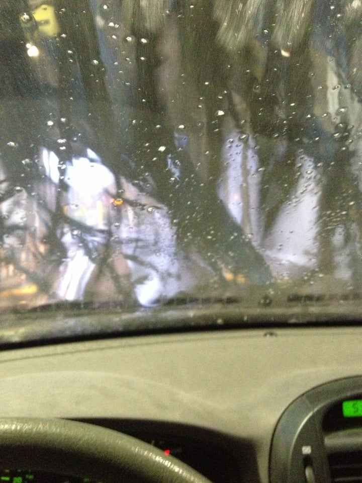 Wash N' Roll Car Wash Murfreesboro (S Church St), 2882 S Church St