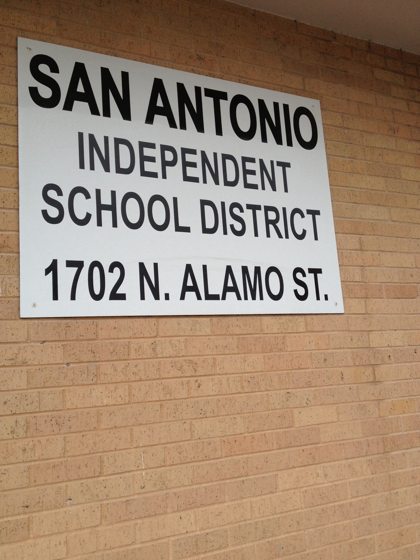 San Antonio Independent School District Administrative Offices, 1702 N