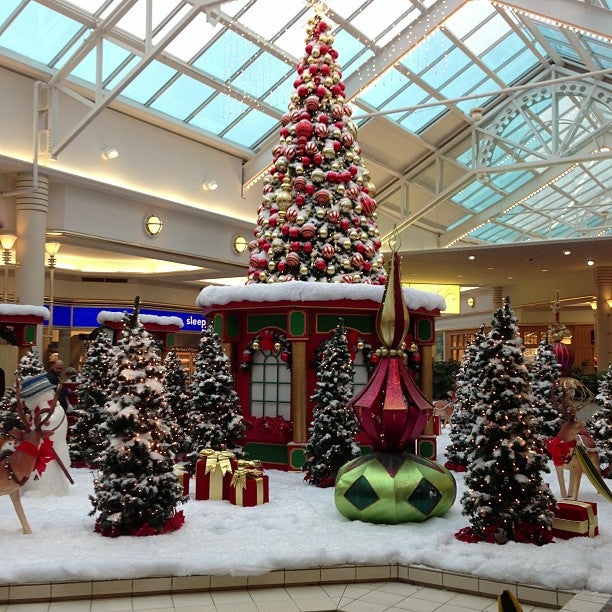 Eastview Mall, 7979 Pittsford Victor Rd, Victor, Town of, NY, Shopping