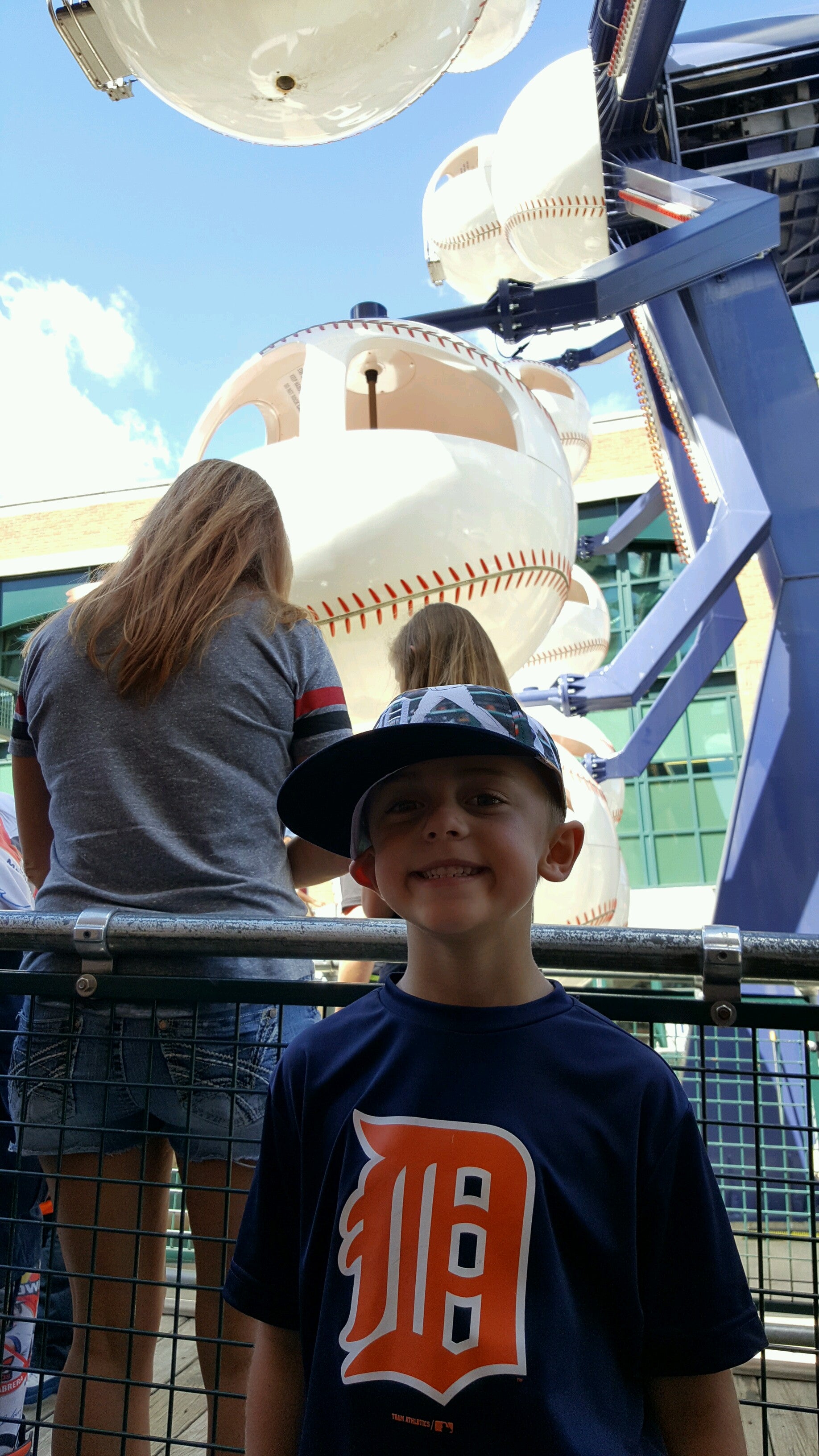 Fly Ball Ferris Wheel, Comerica Park, Detroit, MI, Amusement Parks -  MapQuest