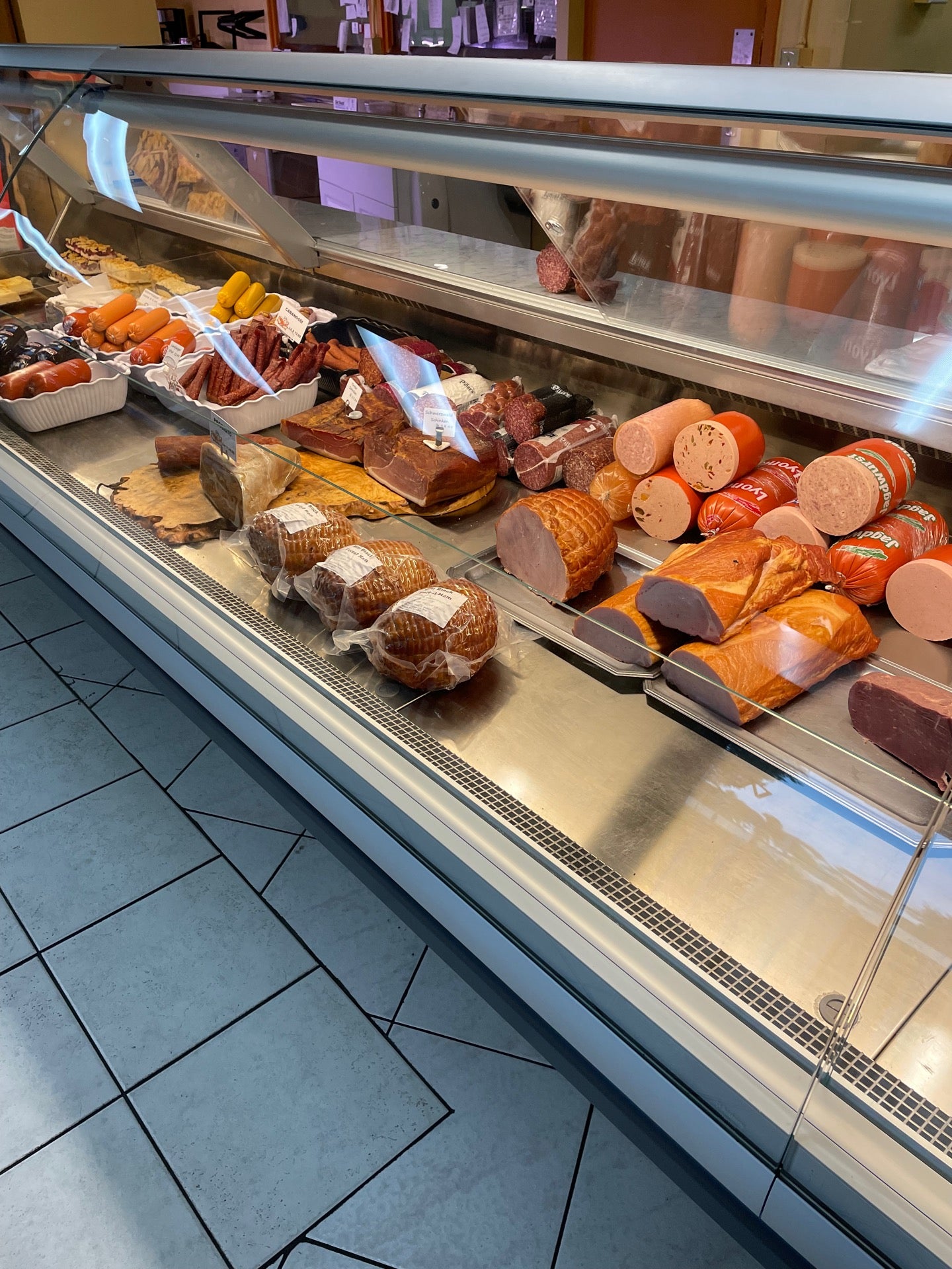 Pepper's Deli, 4165 Corporate Sq, Naples, FL, Delicatessens MapQuest