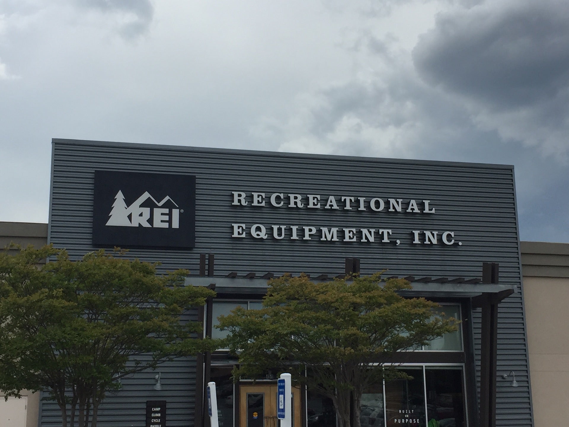 REI Kennesaw Store - Kennesaw, GA - Sporting Goods, Camping Gear