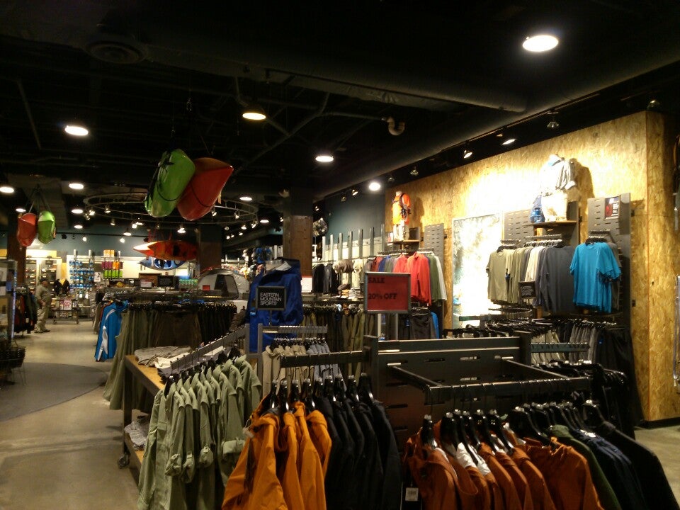 Eastern Mountain Sports, 204206 Glen Cove Rd, Carle Place, NY MapQuest