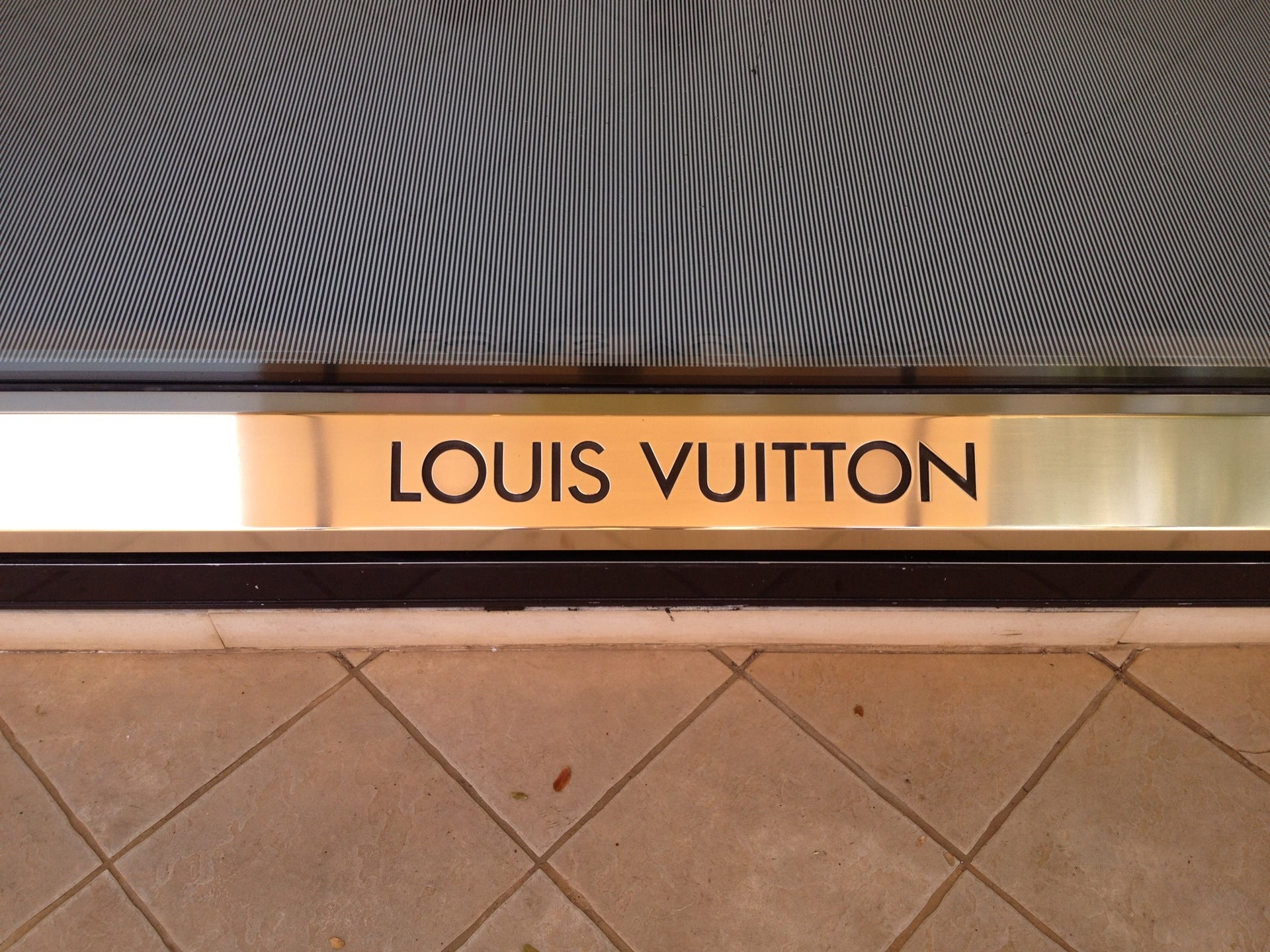 Louis Vuitton Maui Wailea store, United States