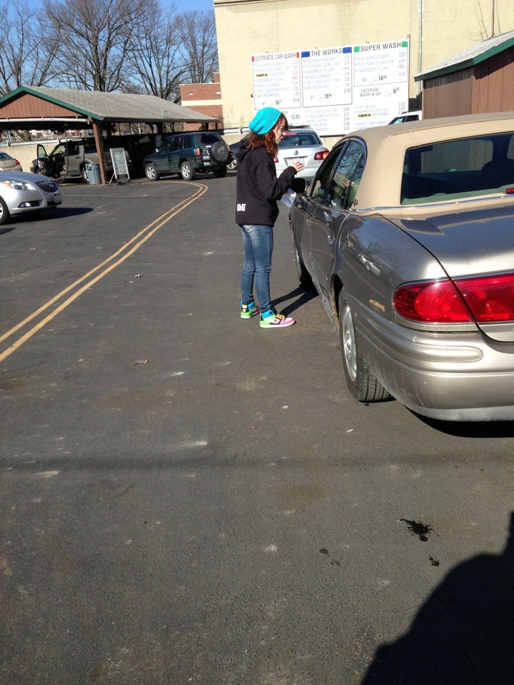 AAA Auto Wash Cincinnati Central Parkway, 3330 Central Parkway
