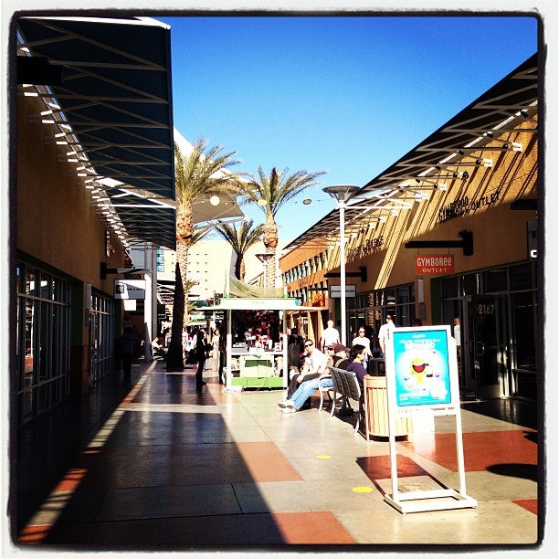 UGG at Las Vegas North Premium Outlets® - A Shopping Center in Las