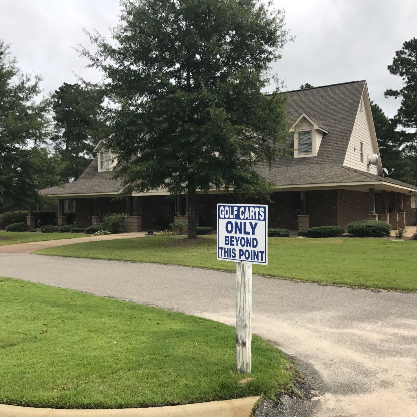 At Puppy Creek, 349 S Parker Church Rd, Raeford, NC, Golf