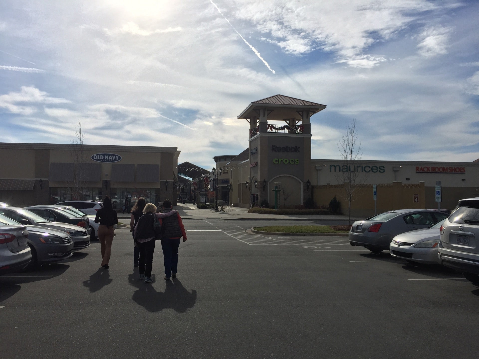 About Charlotte Premium Outlets® - A Shopping Center in Charlotte, NC - A  Simon Property