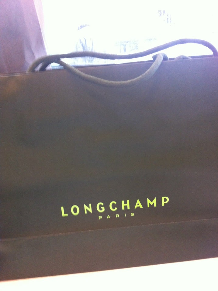 Longchamp boston discount ma store