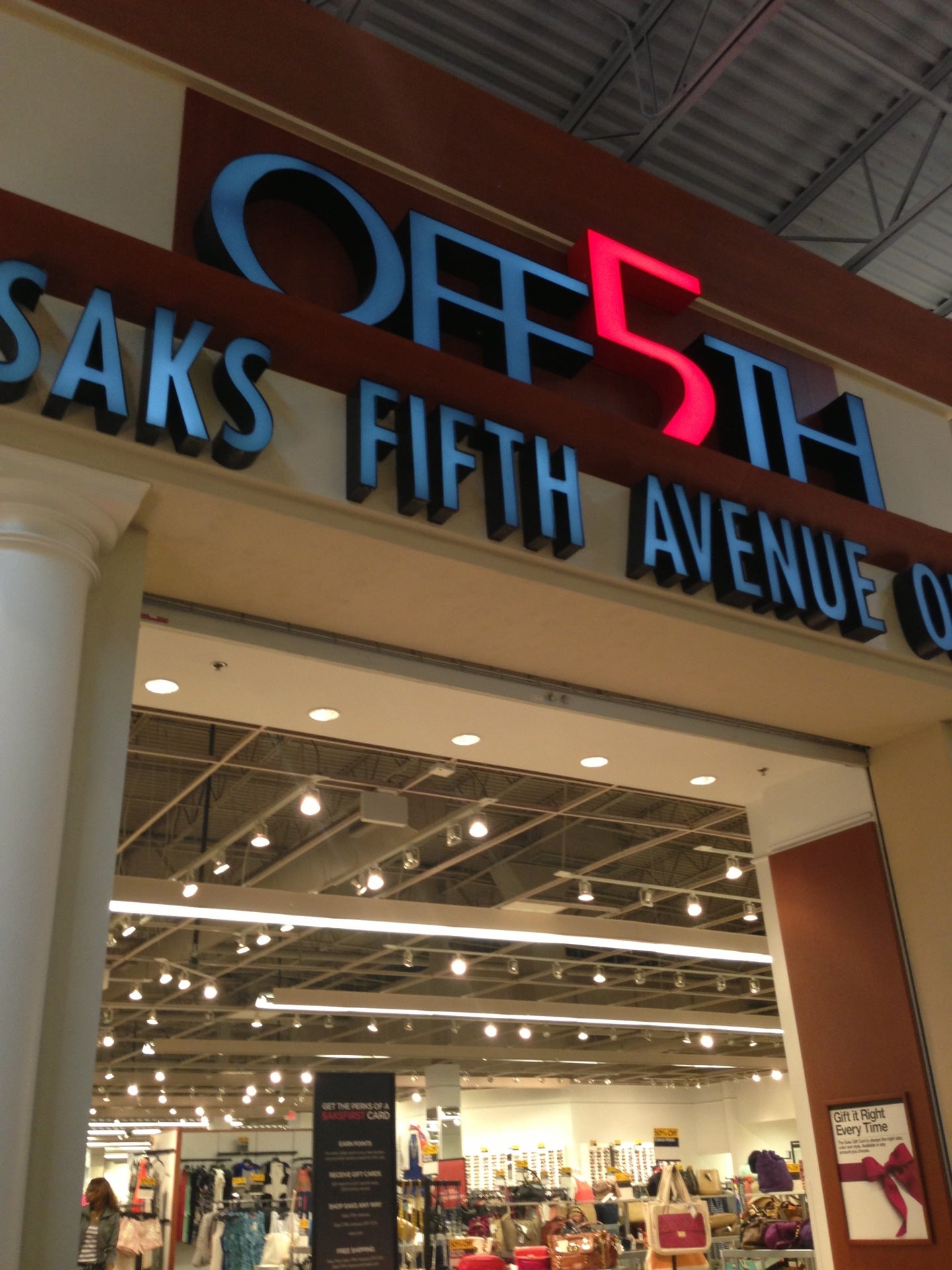 Saks Fifth Avenue Off 5th, 5900 Sugarloaf Pkwy, Lawrenceville, GA,  Department Stores - MapQuest
