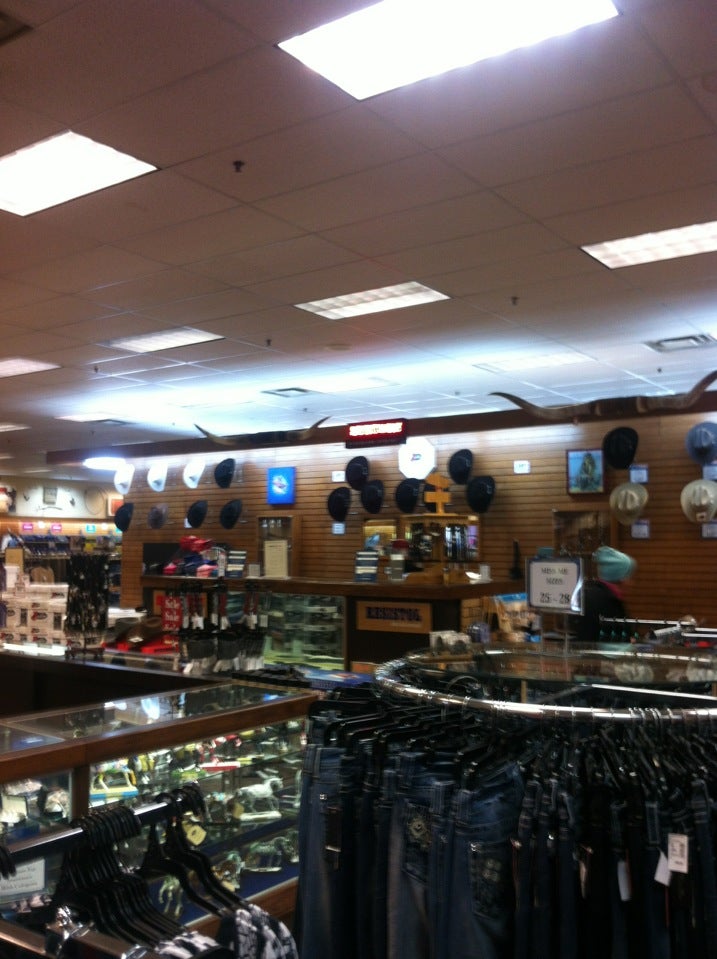 Sheplers stores outlet