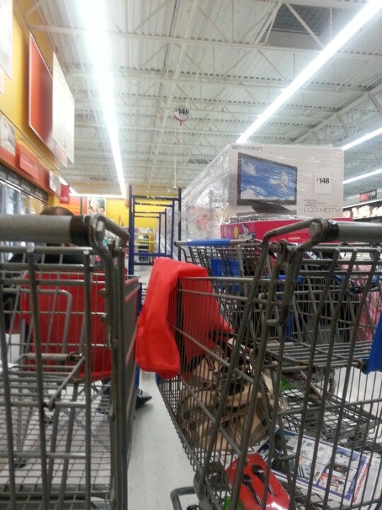 Walmart Supercenter, 2950 New Pinery Rd, Portage, WI, Department Stores