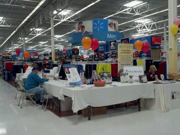 Walmart Supercenter, 7631 Gall Blvd, Zephyrhills, FL MapQuest