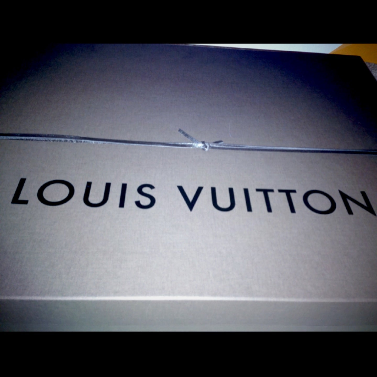Louis Vuitton Santa Clara Valley Fair, 2855 Stevens Creek Blvd, Suite 1228, Santa  Clara, CA, Shoe Stores - MapQuest