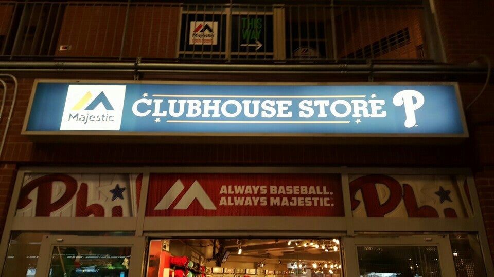 Majestic Clubhouse Store, 1 Citizens Bank Way, Philadelphia, PA, Sporting  Goods - MapQuest