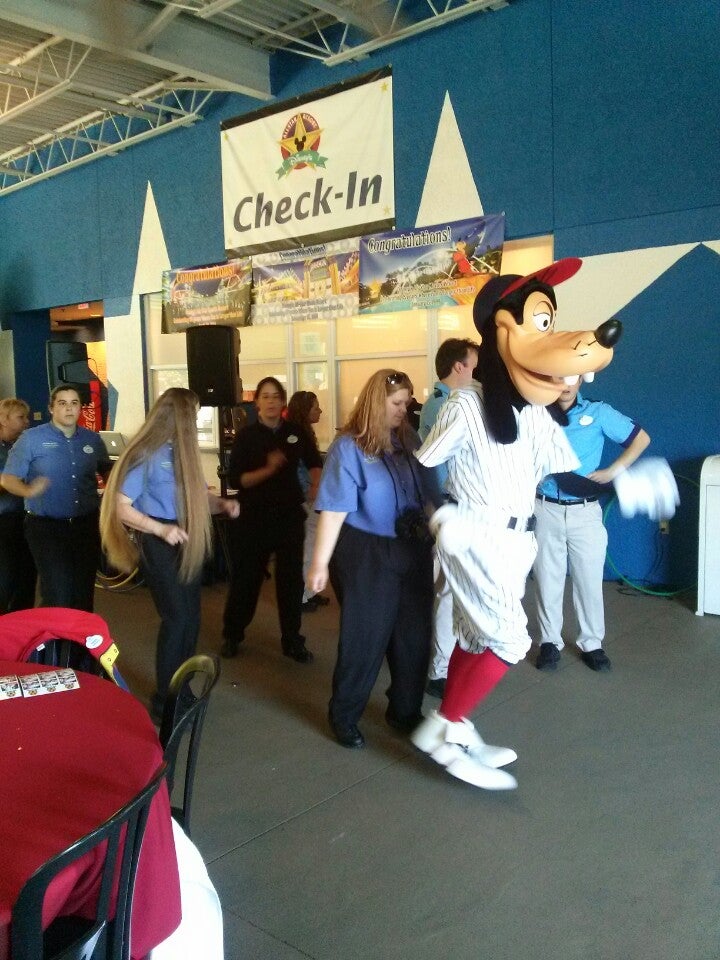 Celebrity Hall Disneys All Star Resort., Hall of Fame Ln, Kissimmee