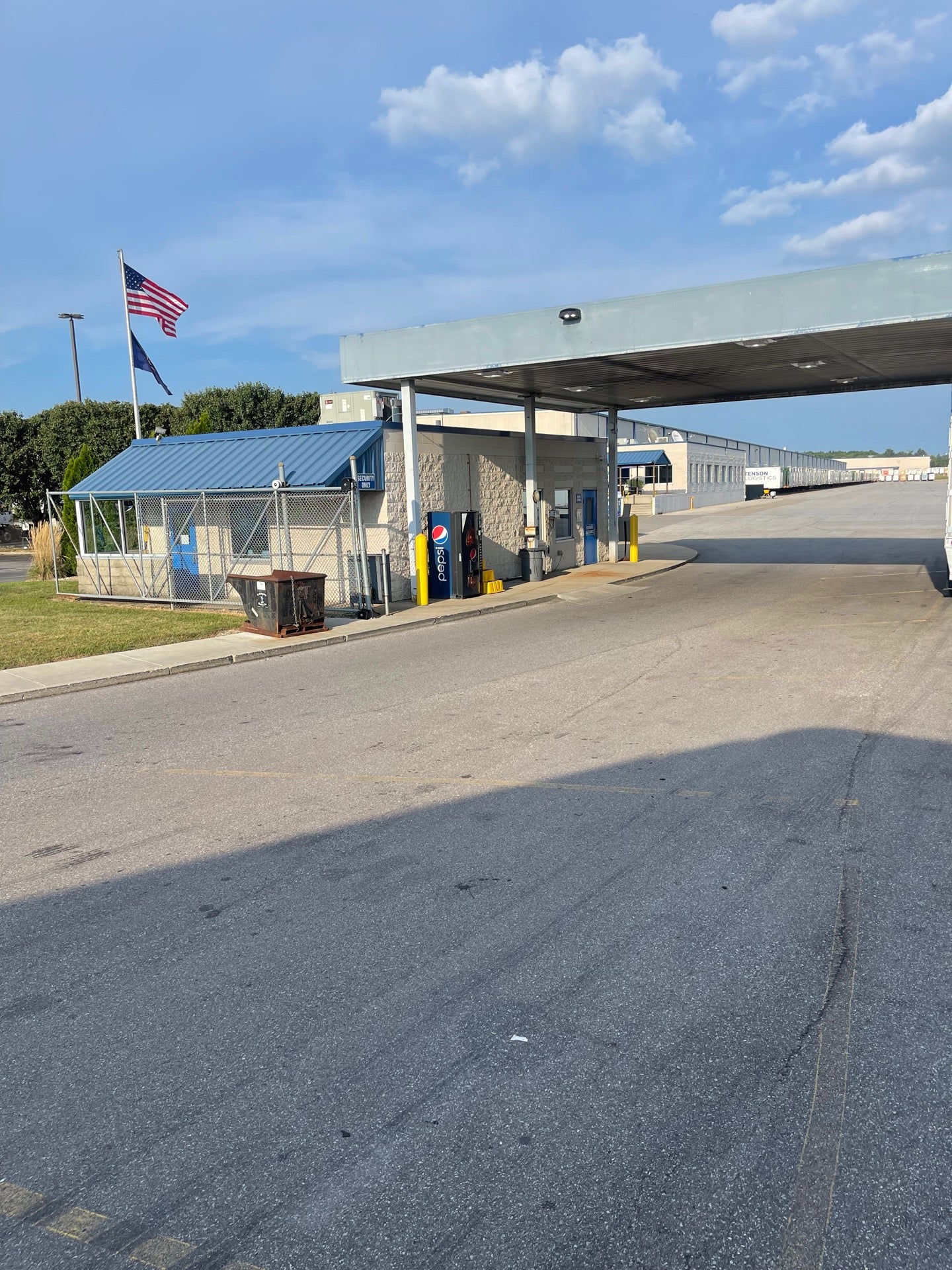 Lowe's Distribution Center, 1301 W JFK Dr, North Vernon, IN, Business